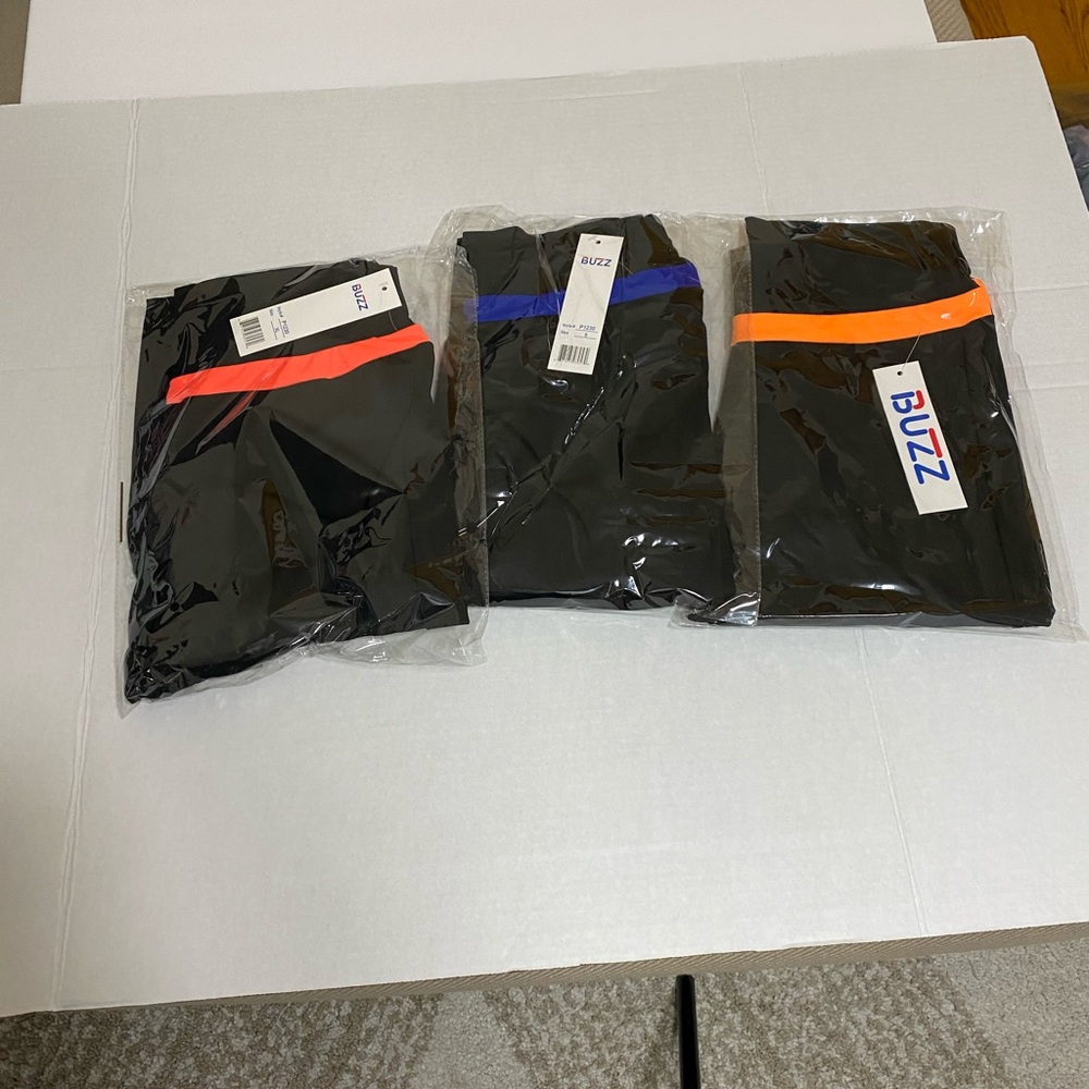 FREE SHIPPING bundle of 3 leggings